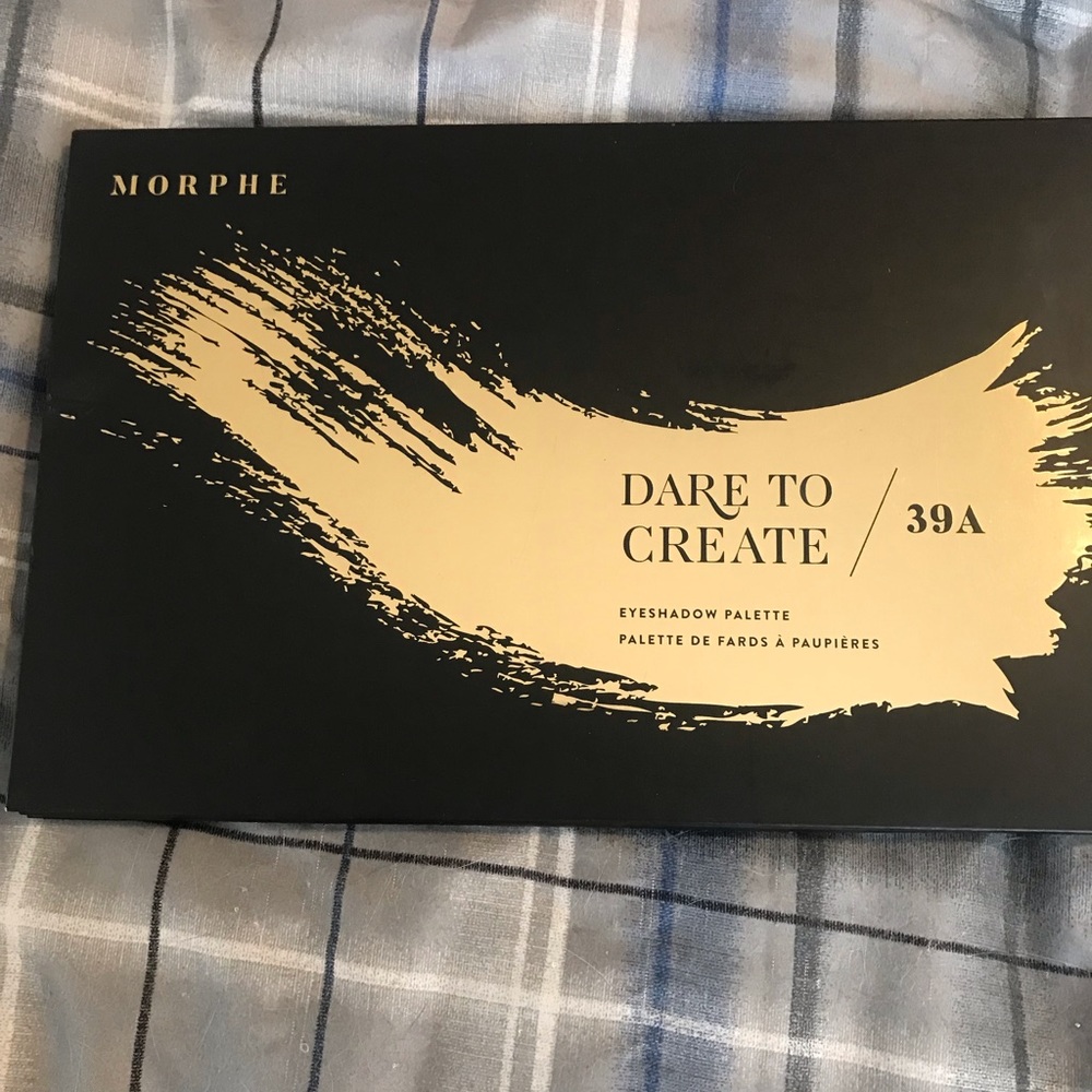 Dare to Create. 39A Morphe Palette #1